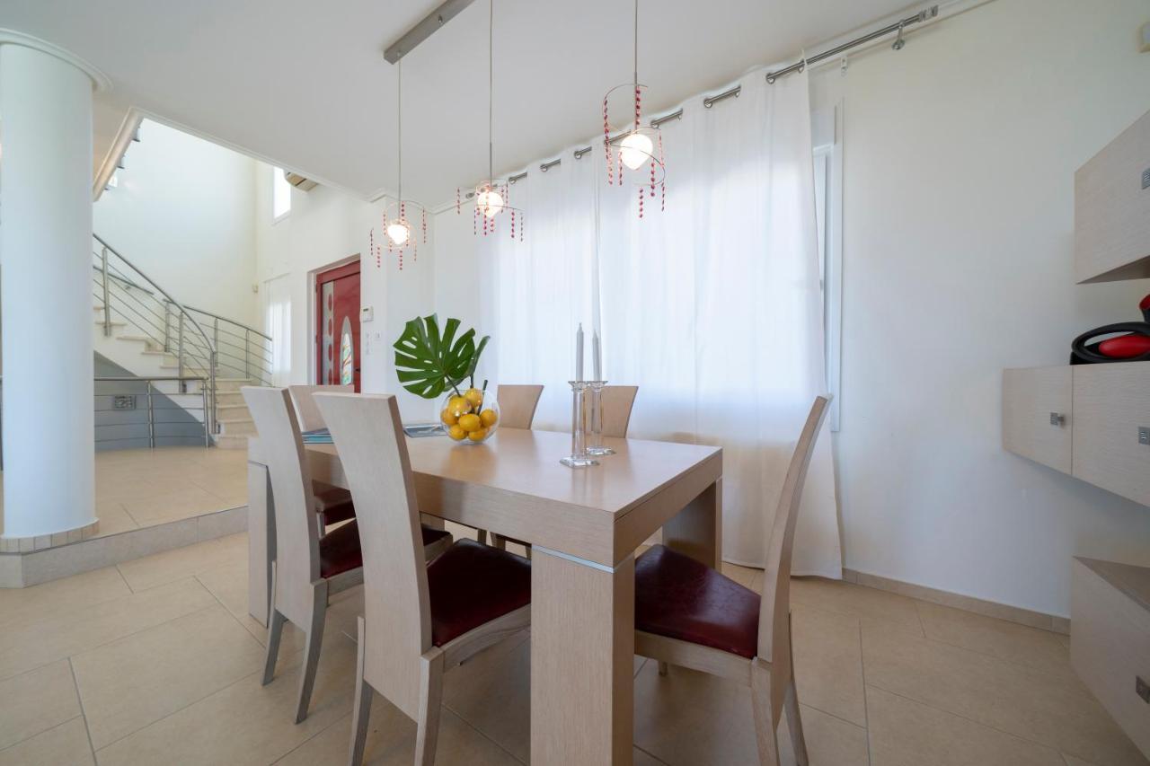 Nea Iraklitsa Villa Luminous מראה חיצוני תמונה